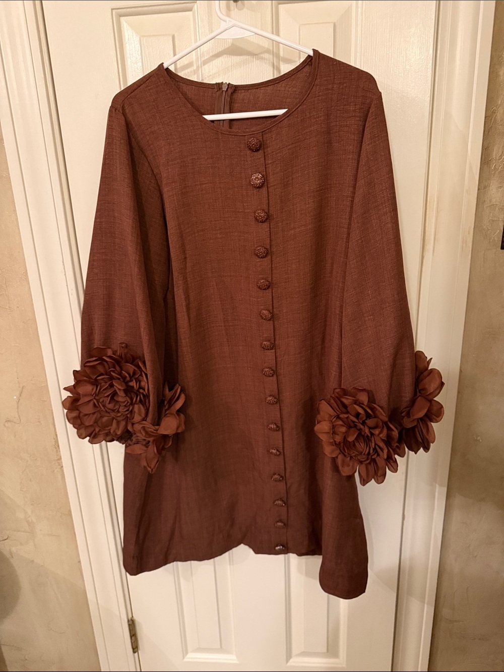 Elegant Brown Floral-Sleeve Women's Dress